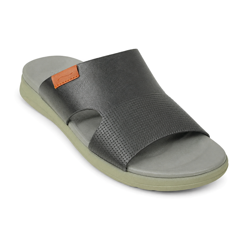 Sandals and Slides — STYLE-094